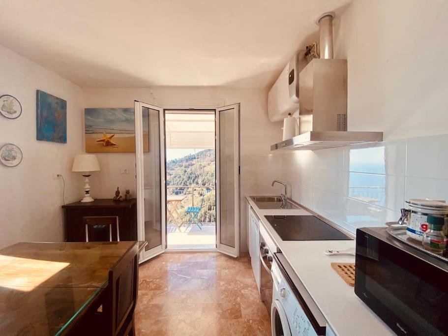 La Finestra Sul Mare A Drignana Villa Vernazza Ngoại thất bức ảnh