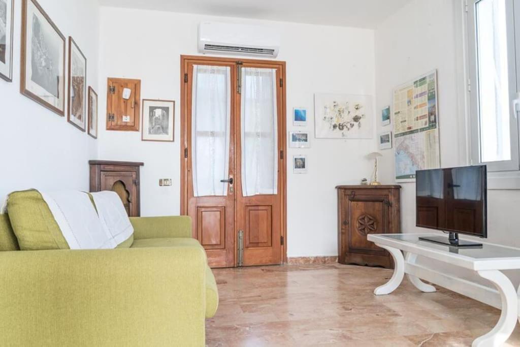La Finestra Sul Mare A Drignana Villa Vernazza Ngoại thất bức ảnh